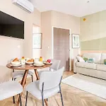 Proche Parc Monceau #arcdetriomphe Apartament *