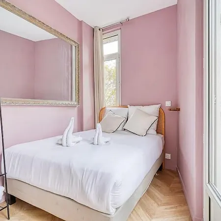 Proche Parc Monceau #arcdetriomphe Apartment Paris